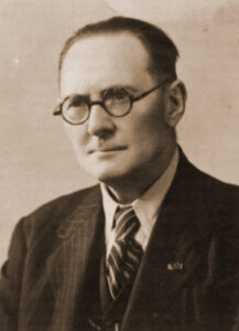 Maj Med Res Léon du Four, directeur HMR 33